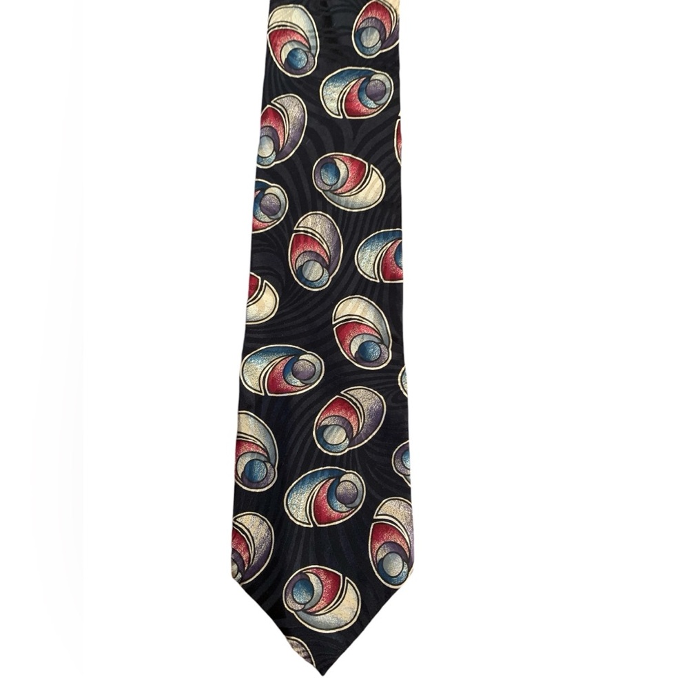 Paolo Rossi 100% silk tie. Unique pattern, black background.Excellent condition.